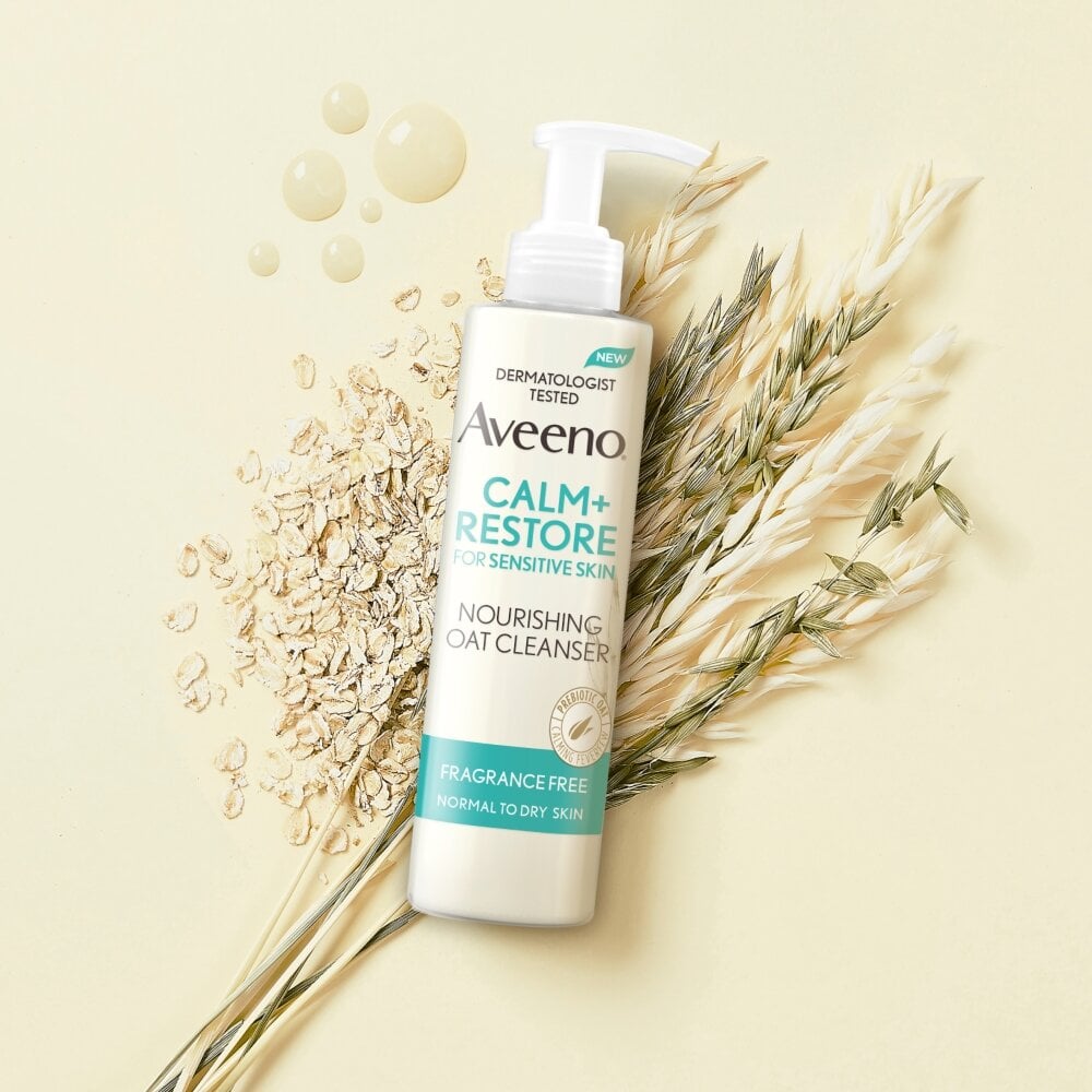 Aveeno Calm & Restore Nourishing Oat Cleanser - 200ml